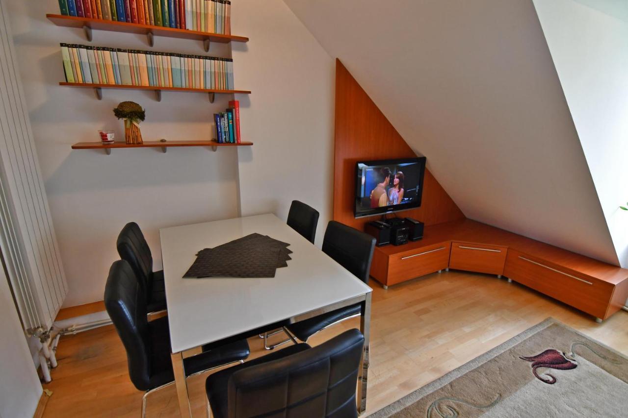 Vip Apartmany เบเชนยอวา ภายนอก รูปภาพ