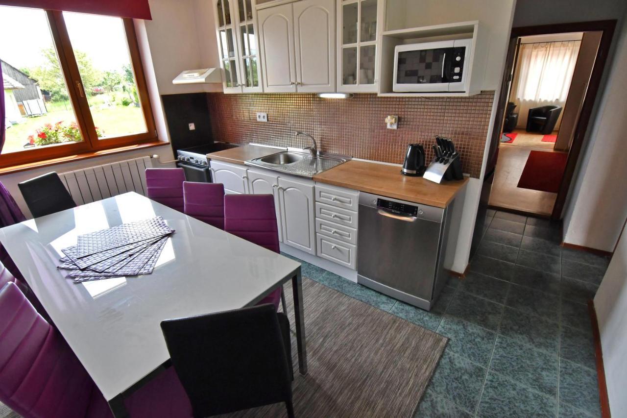 Vip Apartmany เบเชนยอวา ภายนอก รูปภาพ